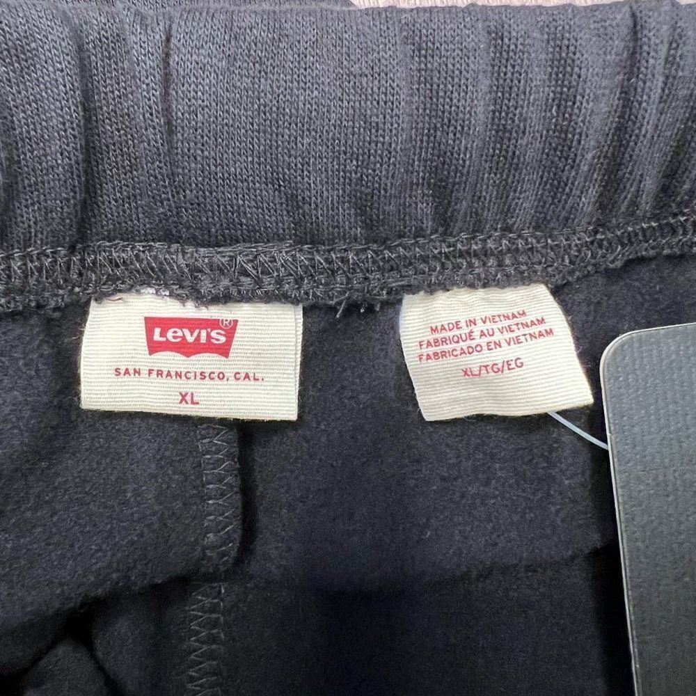 Levi's Women's Black And White Pull On Logo Tape Jogger Pants Size L NWT‎ - Picture 2 of 8